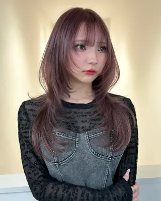 セミロング カラー はな ブリーチ ハイトーン/ 渋谷のヘアスタイル