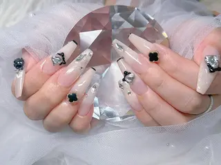 ネイル グエン ハーアインのネイルデザイン