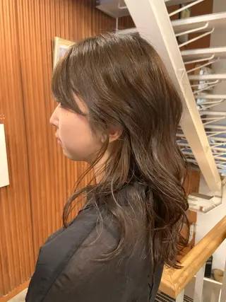 カラー 🥥ニシダテ アイラ🥥のヘアスタイル