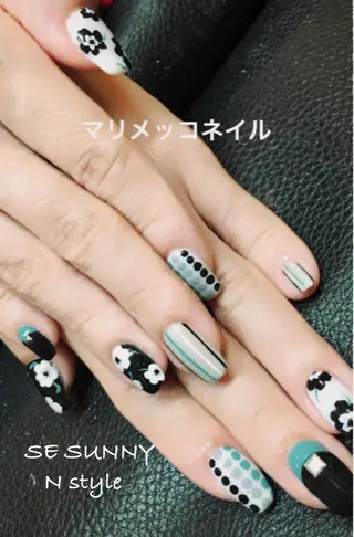 ネイル マツエク・マツパ SE SUNNY N-styleのネイルデザイン