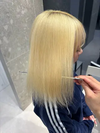 セミロング カラー 友人Yuto 美髪矯正（縮毛矯正）のヘアスタイル