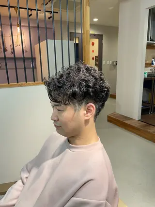 ショート パーマ メンズ 清水 保博のヘアスタイル