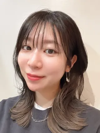 ミディアム パーソナルカラー lapiax阿部のヘアスタイル
