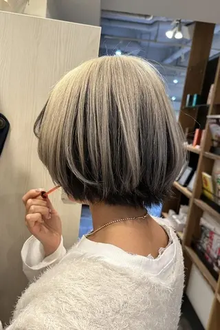 ショート カラー N° il duca 札幌のヘアスタイル