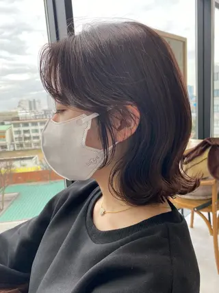セミロング カラー 似合う髪型見つけます AYAKAのヘアスタイル