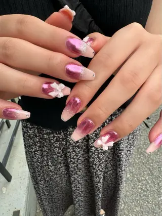 ネイル LAVISH 大和店 🤱子連れ大歓迎のネイルデザイン