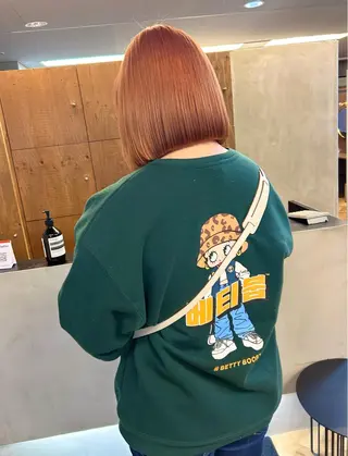 ショート カラー パーマ ヘアアレンジ デザインカラー/ボブ ブリーチカラー/ユリのヘアスタイル