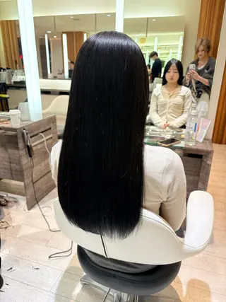 ロング パーマ 片瀬 結のヘアスタイル