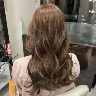セミロング カラー 🫧💞ハイトーン 瀧田 菜々花🦄🫧のヘアスタイル