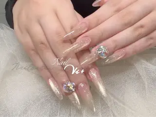 ネイル ✨Nailsalon Vi+✨のネイルデザイン