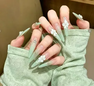 ネイル H3 Nail Miniのネイルデザイン
