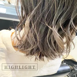 カラー Yu シールエクステのヘアスタイル