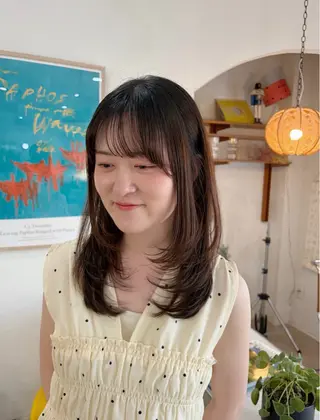 ミディアム はやし ちののヘアスタイル