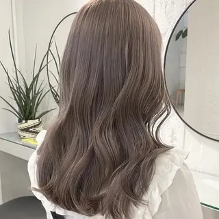 カラー ❤️ショートカット ・顔周りカット❤️のヘアスタイル