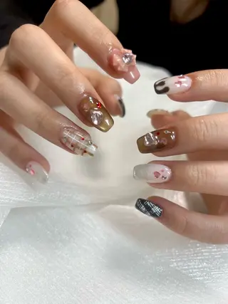 ネイル LACHIC NOZOMIのネイルデザイン