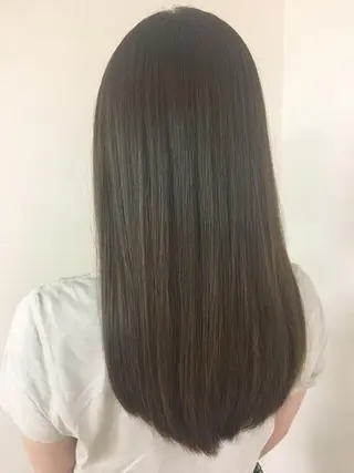 ロング カラー 中西 優典のヘアスタイル