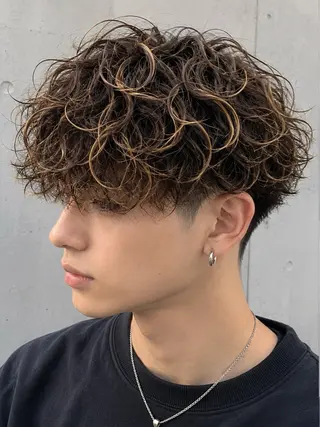ショート カラー パーマ メンズ スパイキーショート/ 海外風特化/田代悠大のヘアスタイル