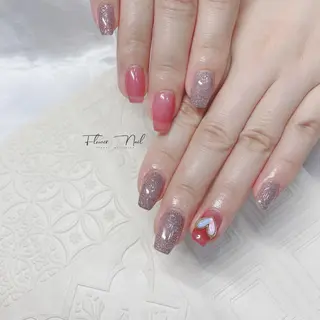 ネイル Flower nailのネイルデザイン