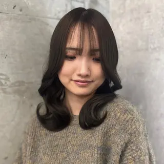 セミロング ほの/ブリーチモデル 🎀/艶カラー‎のヘアスタイル