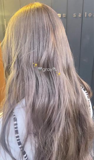 ロング カラー ハイトーンカラー／ sanaのヘアスタイル
