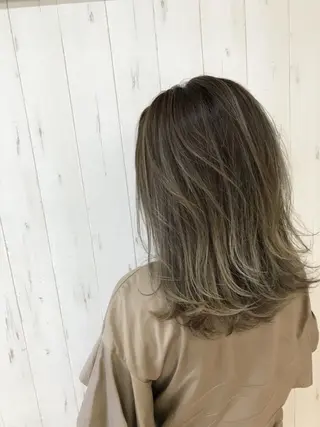 セミロング カラー ヘアアレンジ M字・前髪割れ 改善メンズ特化/栢沼のヘアスタイル