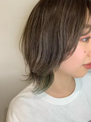 ミディアム カラー 🦖鶴岡 香純🦖のヘアスタイル