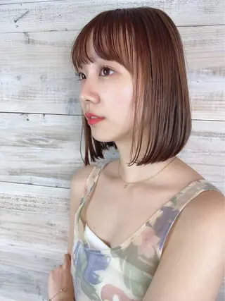 ミディアム ⭐️ハイトーン/ 小顔カット🍏ころあのヘアスタイル