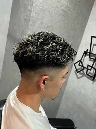 カラー 🌈予約の98%パ ーマ⭕️🌈福本のヘアスタイル