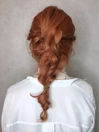 セミロング ヘアアレンジ サワタ ミサのヘアスタイル