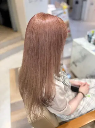 ロング カラー 新庄 雪乃のヘアスタイル