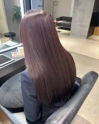 ロング KAREN(ému) 伏見/カットモデルのヘアスタイル