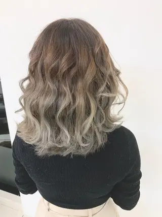 ミディアム 穐田 司樹のヘアスタイル