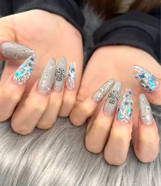 ネイル NailSalon Liaraのネイルデザイン