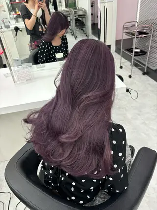ロング カラー 抜け感レイヤー︴ ニュアンスカラーのヘアスタイル