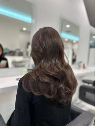 カラー 安原 幸生のヘアスタイル