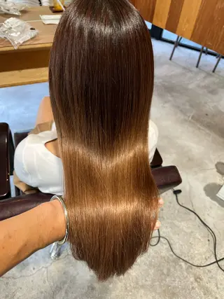 セミロング 髪質改善　艶髪✨ Teppeiのヘアスタイル