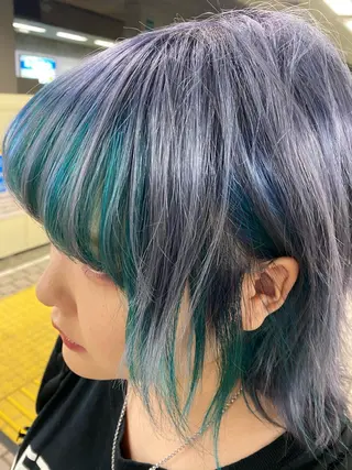 カラー クドウ タイキのヘアスタイル