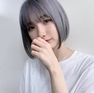 ショート カラー i'll 未空のヘアスタイル