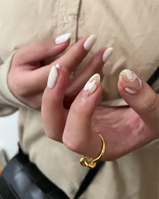 ネイル kiii.__ ✴︎*のネイルデザイン