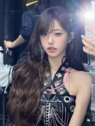 ロング カラー ラベンダー💜 グレージュ🩶のヘアスタイル