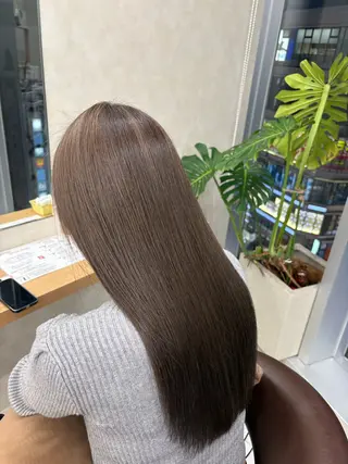 ロング カラー 外人風ハイライト/ 艶カラーのヘアスタイル