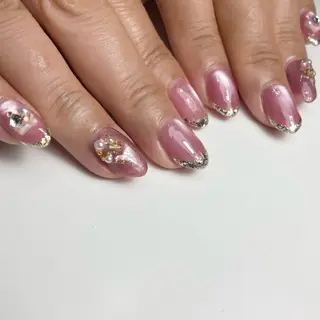 ネイル Legit nail salonのネイルデザイン