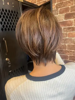 ショート カラー パーマ ヘアアレンジ メンズ キッズ ネイル マツエク・マツパ アイブロウ 久木原 ゆりのヘアスタイル