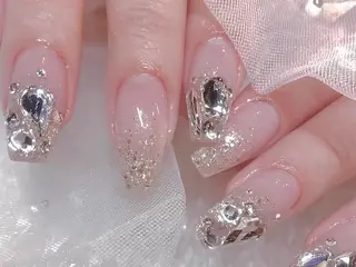 ネイル KARI ネイルサロンのネイルデザイン