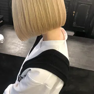 ショート nari ☺︎ ボブ/透明感カラーのヘアスタイル