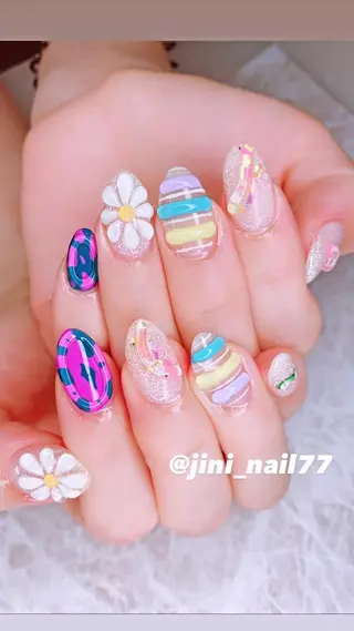 ネイル ジニ ネイルのネイルデザイン