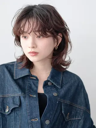 パーマ ミディアム 森島 久美子のヘアスタイル