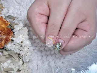 ショート カラー ネイル Le’a NailSalonのネイルデザイン