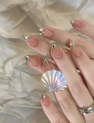 ネイル Hina ネイルサロンのネイルデザイン