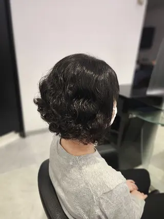 ショート パーマ カラー お手入れ簡単ヘア🫧 SAKUMA・西船橋のヘアスタイル
